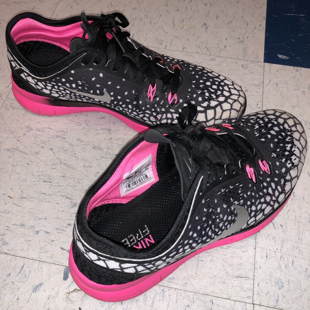 Black and Pink Nike Free Run Shoes